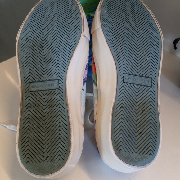 Seavees-FunFloral - Women's- Sneakers SZ 8 - Picture 4 of 6